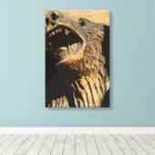 アラスカンベアカービング – アファインアートプリント キャンバスプリント (インサイチュ (ウッドフロア))