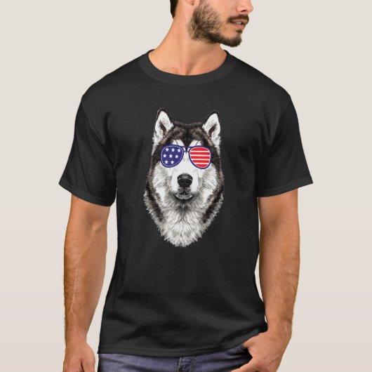 アラスカンマラムートドッグアメリカ国旗 Tシャツ (正面)