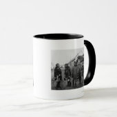 アラスカ写真ノームのエスキモベリーピッカー マグカップ (正面右)