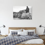 アラスカ写真、ノームのエスキモ毛皮のディーラー キャンバスプリント (インサイチュ (寝室))