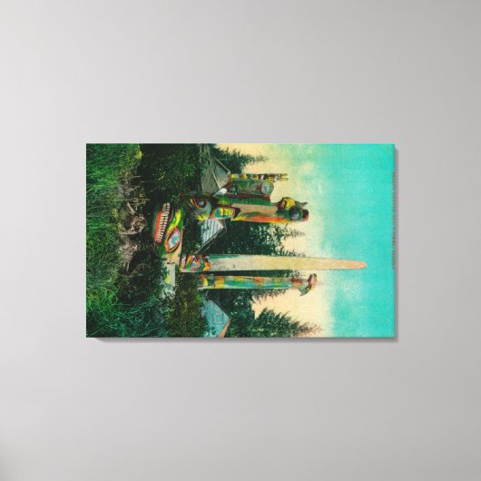 アラスカ州のインディアン墓とトーテム キャンバスプリント (正面)