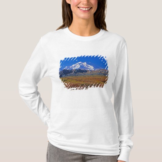 アラスカ州のデナリ国立公園、マッキンリー山 Tシャツ (正面)