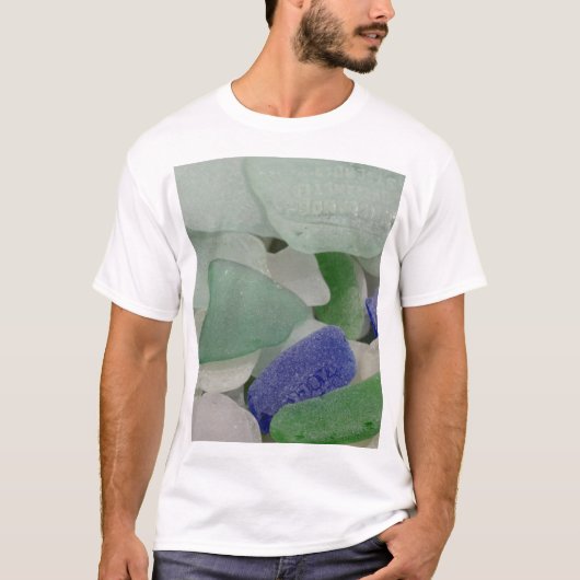 アラスカ州のビーチグラス・クローズアップ Tシャツ (正面)
