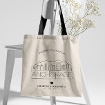 アラスカ州アンカレッジ結婚ス |スタイル設定されたスカイライン トートバッグ<br><div class="desc">アラスユニークカの美し結婚い都市アンカレッジで行われるトートバッグ。このトートは、街のスカイラインのイラストレーションを様式化しユニーク、その名前を下に表示している。これは後を追あなたの結婚式の日の情報で一致するオープンなライン付きスタイルにある。</div>