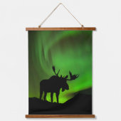 アラスカ州グリーンオーロラ・ボレリスとムース 吊り下げ型タペストリー (正面)