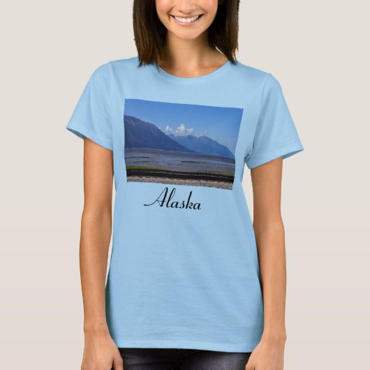 アラスカ美しいTシャツ Tシャツ (正面)