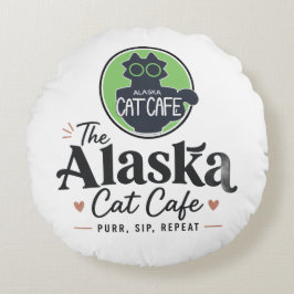 アラスカ・キャット・カフェ "Purr, Sip, Repeat" ラウンドクッション