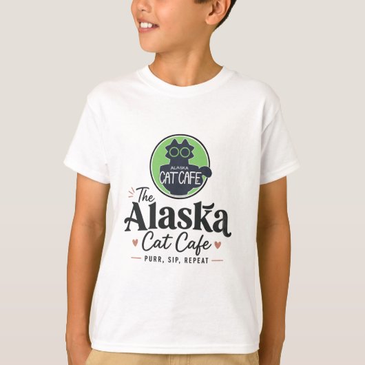 アラスカ・キャット・カフェ "Purr, Sip, Repeat" Tシャツ (正面)
