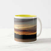 アラスカ・サンセットII美しいアラスカ写真 ツートーンマグカップ (正面右)