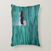 アラスカ、復活ベイのプフィン アクセントクッション (正面(垂直))