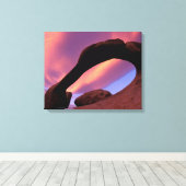 アラバマヒルズアーチ |カリフォルニア キャンバスプリント (インサイチュ (ウッドフロア))