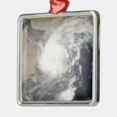 アラビア海の熱帯低気圧帯ゴヌ メタルオーナメント (左)