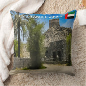 アラブ首長国連邦の歴史的なアルビダモスクの風景 クッション (ブランケット)