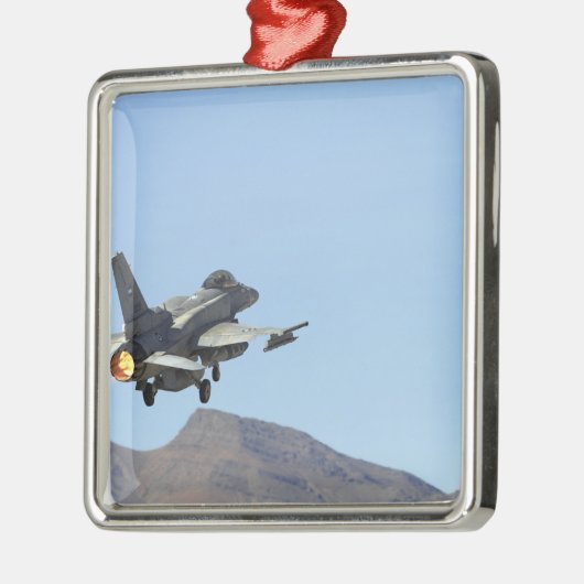 アラブ首長国連邦のF統一された-16E メタルオーナメント (左)