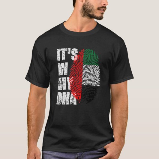 アラブ首長国連邦統一された国旗UAE Emiraに載ってる Tシャツ (正面)