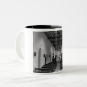 アラモ教会 ツートーンマグカップ (正面左)