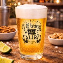 アリおもしろいビを持って来る