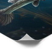 アリゲーターガーフィッシュスイミングフィッシュプリントポスター ポスター (角)