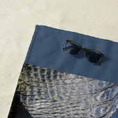 アリゲーターグリニングゲーター写真 ビーチタオル (インサイチュ)