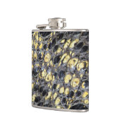 「アリゲータースキン」フラスコ（写真） フラスク (左)