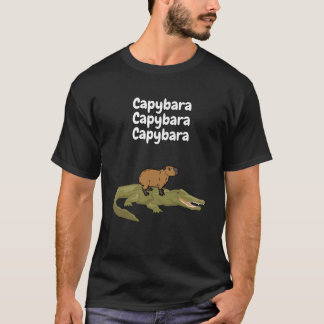 アリゲーターバックTシャツに乗るかわいいキャピバラ Tシャツ
