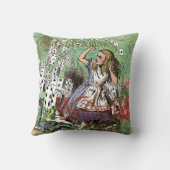 アリスのカードwonderlandハットウサギ クッション (裏面)