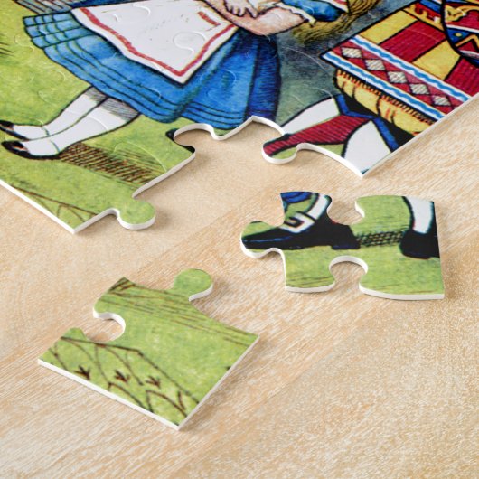 アリスは不思議の国のハートの女王に会います ジグソーパズル (側面)