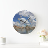 アリゾナプレスコットレイクランドスケープ写真Calm Water ラージ壁時計 (ホーム)