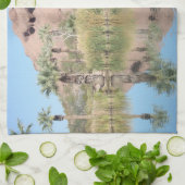 アリゾナ山水反射写真 キッチンタオル (折り畳み)