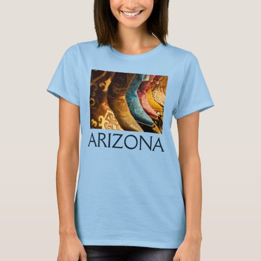 アリゾナ州で販売中のカウボーイブーツ Tシャツ (正面)