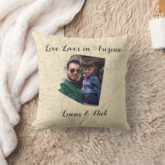 アリゾナ州に住む古い地図州の形をした写真 クッション (ブランケット)