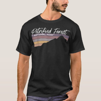 アリゾナ州の砂漠にある化石の森国立公園 Tシャツ
