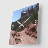 アリゾナ州セドナにある7つの神聖なプール スクエア壁時計 (傾斜)