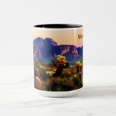 アリゾナ砂漠ランドスケープ迷信マウンテン マグカップ (中央)