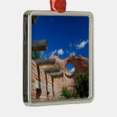 アリゾナ、ウィンドウロック。ナバホの首都 メタルオーナメント (右)