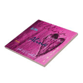 アリナ名アイルランド語の意味と明るいピンクハート タイル (側面)