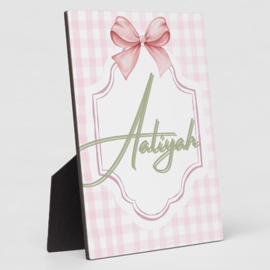 アリパーソナライズされたヤベビーガール子供部屋ボウ&ギンガム フォトプラーク (側面)