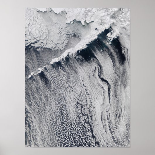 アリューシャン島上空に見える雲のパターン ポスター (正面)