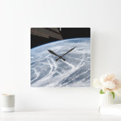 アリューシャン諸島の南の雲のパターン。 スクエア壁時計 (ホーム)