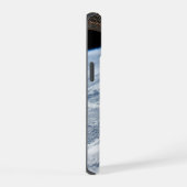 アリューシャン諸島の南の雲のパターン。 iPhone 15ケース (右側面)