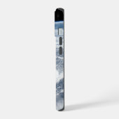 アリューシャン諸島の南の雲のパターン。 iPhone 15ケース (左側面)