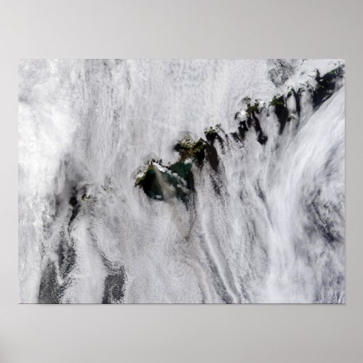 アリューシャン諸島オコク火山からのプルーム ポスター (正面)