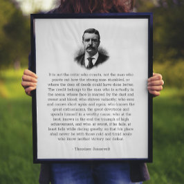 アリーナにいるルーズベルトの男 ポスター