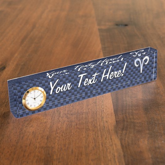 アリー〔占星術の〕十二宮図シンボルネイビーブルーカーボンファイバースタイル デスクネームプレート (側面)