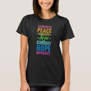 アリ誇りを持ったーLGBTレインボーハートゲイプライド月 Tシャツ