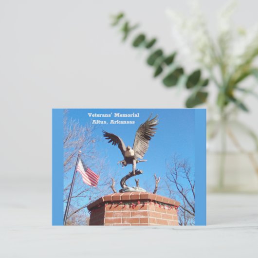 アルカンサス州アルトゥス退役軍人記念館 ポストカード (スタンド正面)