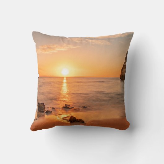 アルガルヴェ、ポルトガル風光明媚な風景 クッション (裏面)