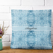 アルクティック・コンフォート | 青と白のフェアパターン クッション