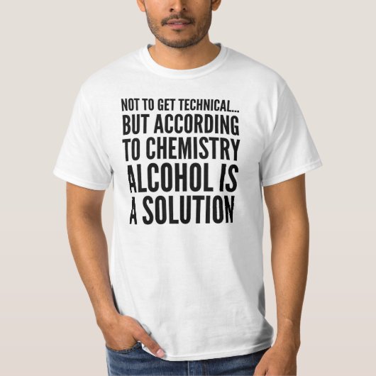 アルコールは解決のTシャツです Tシャツ (正面)
