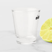 アルコールを飲む ショットグラス (左)